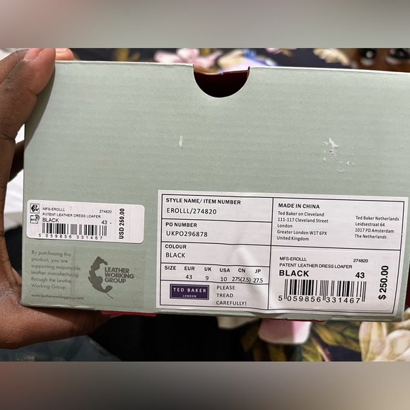 Ted Baker EROLL British fashion black shoe US10(EU43) in good condition. - Picture 6 of 7